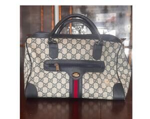 Authentic Vintage Navy & Gray Supreme Monogram Gucci Boston - 1980's